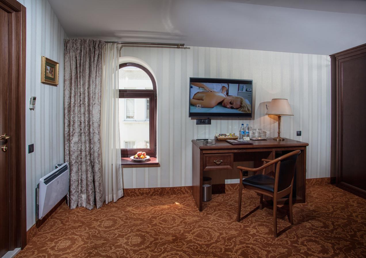 אודסה Hotel Otrada מראה חיצוני תמונה