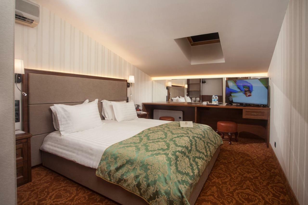 אודסה Hotel Otrada מראה חיצוני תמונה