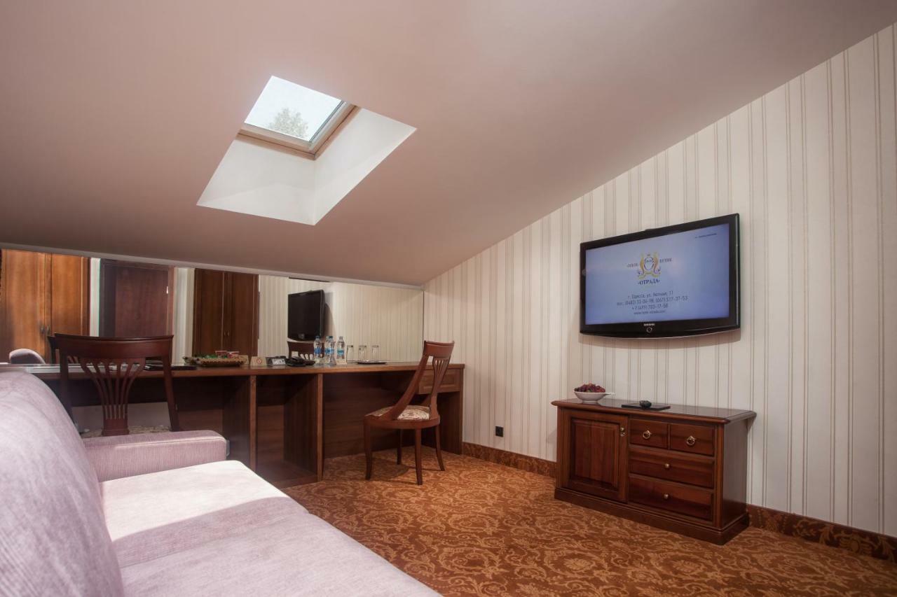 אודסה Hotel Otrada מראה חיצוני תמונה